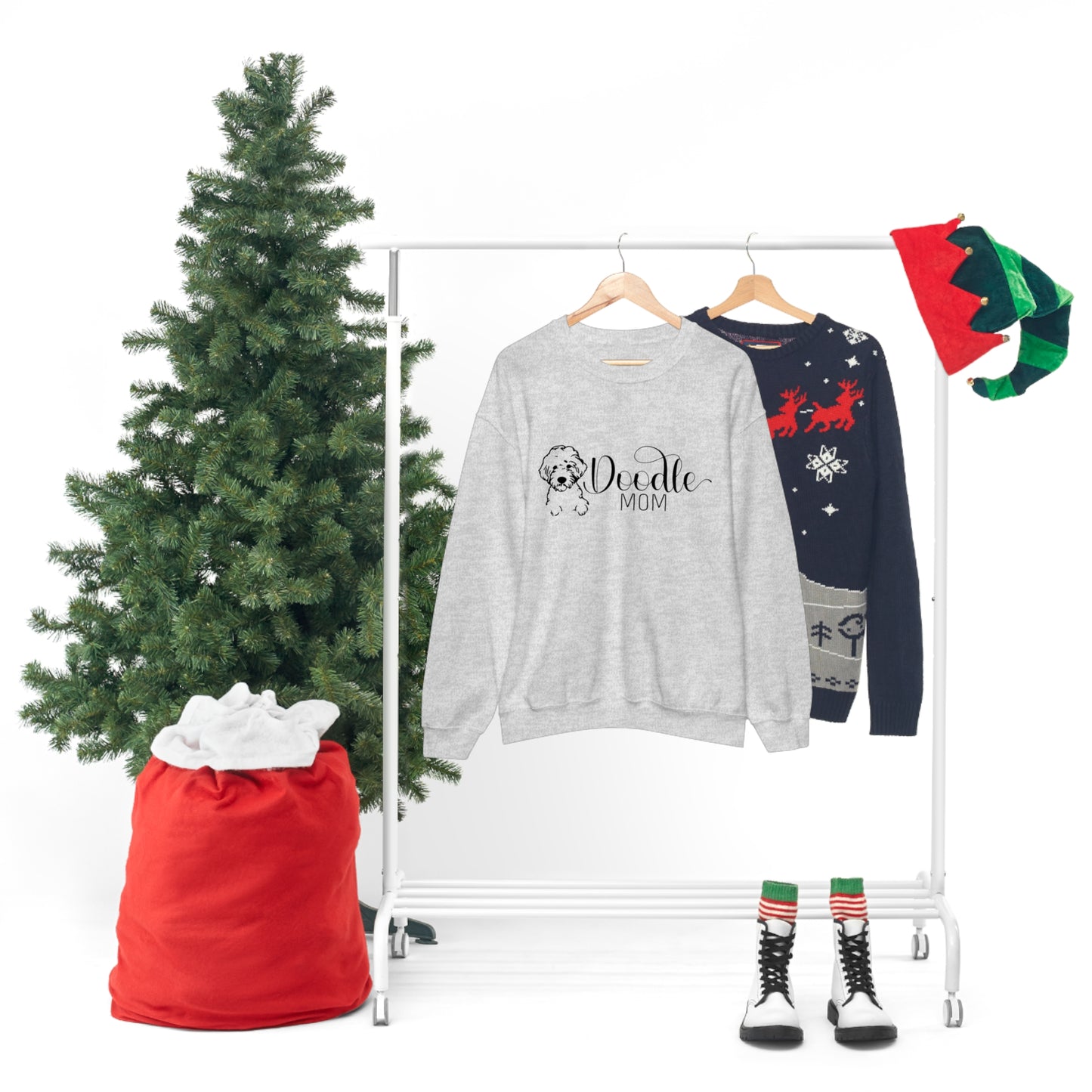 Doodle Mom Unisex Heavy Blend™ Crewneck Sweatshirt